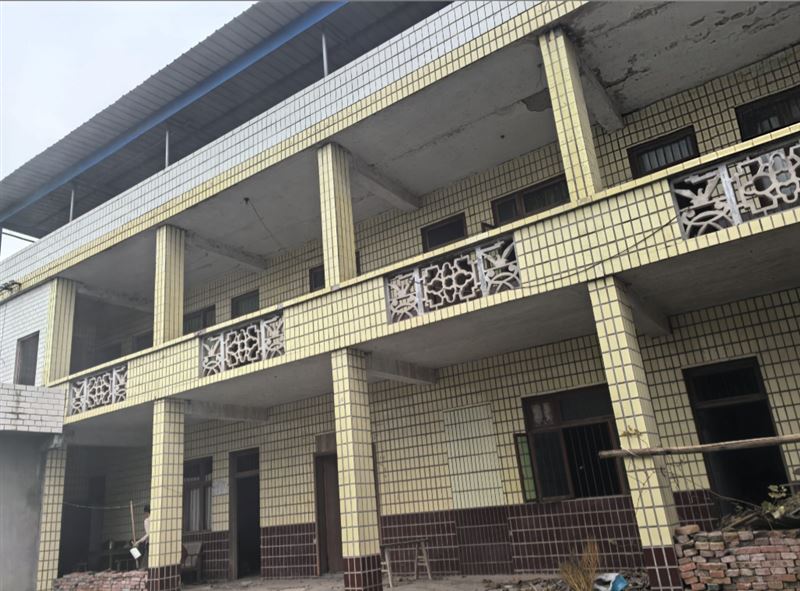 四川眉山市仁寿县宝马乡洪水村