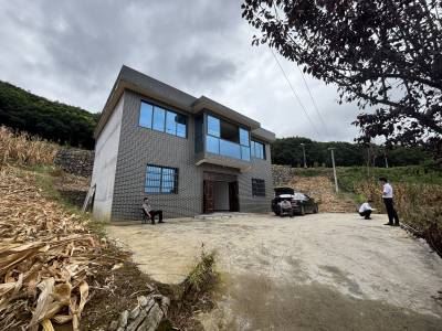 播州区南白象山公园独栋出租,精装修带200平菜地