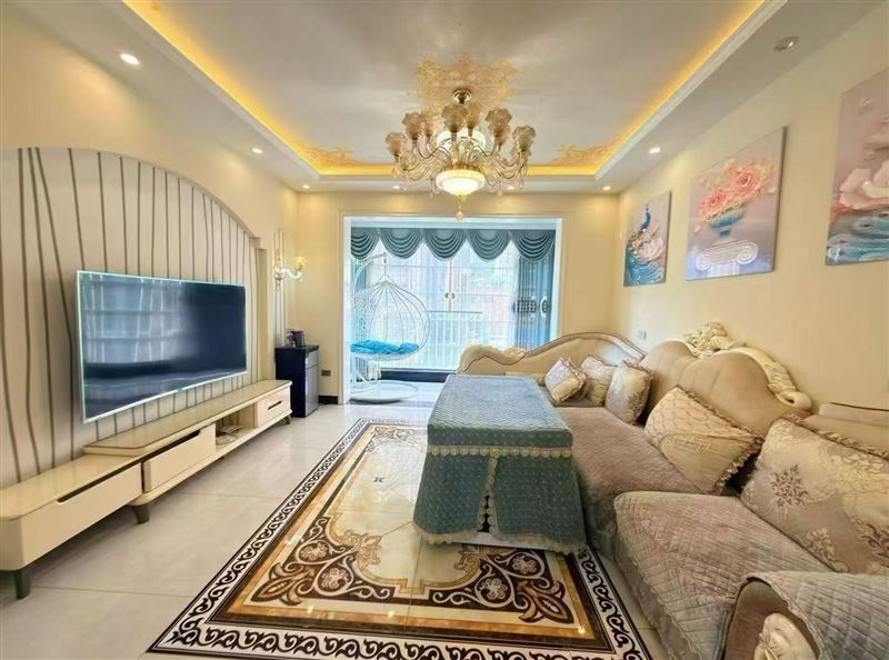 中鼎华城一期 123平 四房两厅两卫一厨 