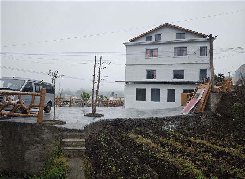 贵州桐梓县的九坝镇山风小院
