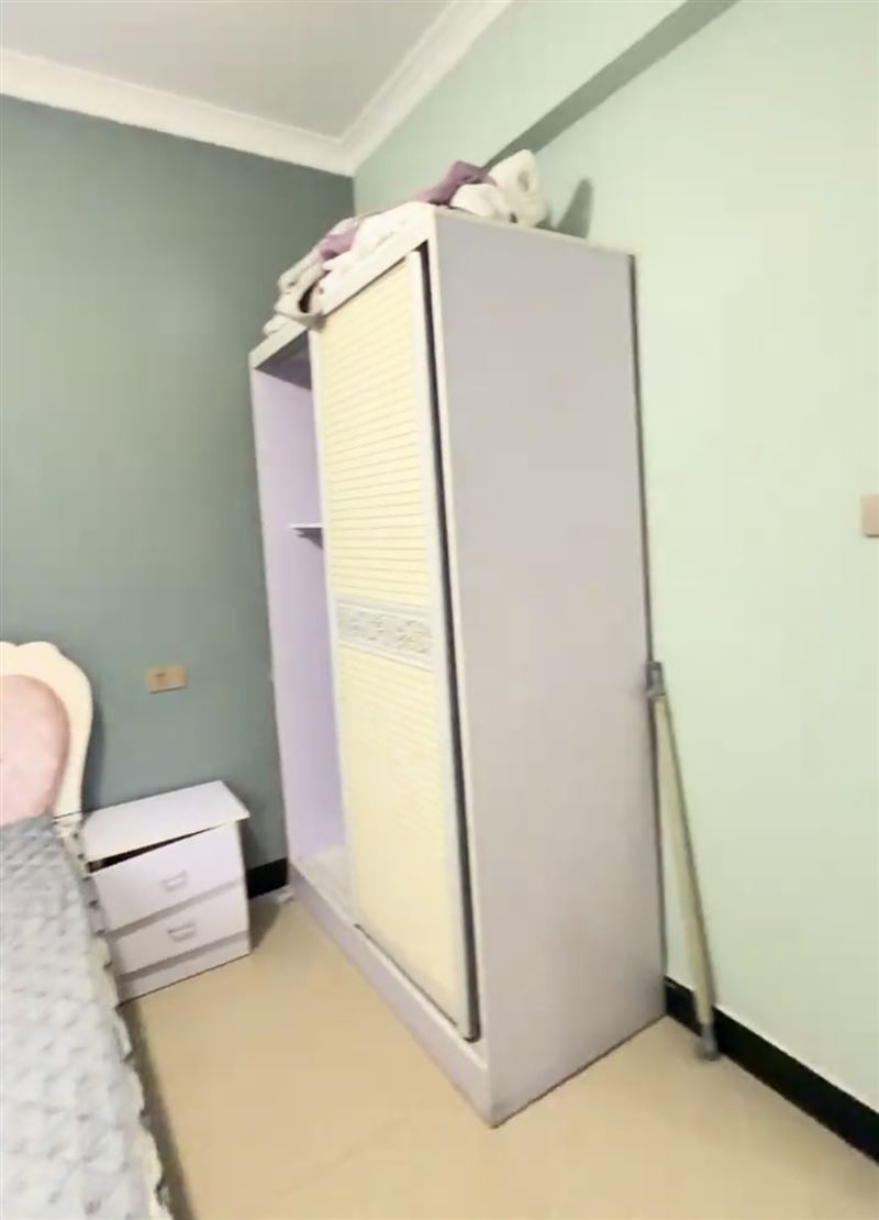 花果园两室一厅
