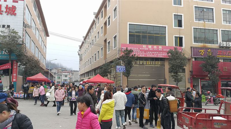 旺铺出租,黄金地段,禹谟镇农贸市场旁边